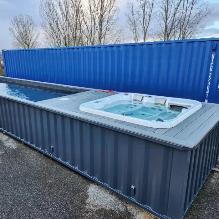 Piscina contentor de 12 metros: uma solução ecológica e pronta a usar.